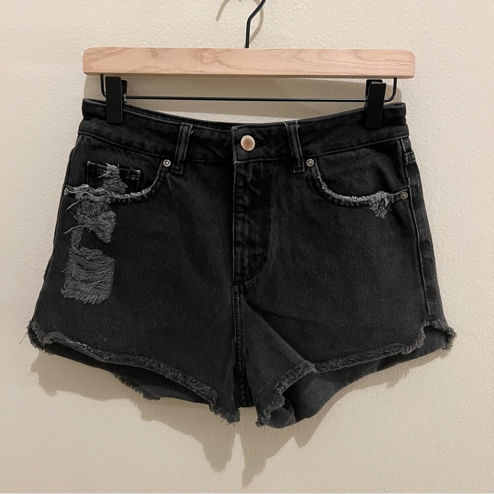 DL1961 Cleo High Rise Black Distressed Cutoff Jean Shorts Size 26